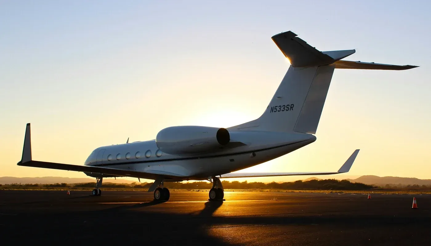 Arriver en jet privé, Noctis Concierge