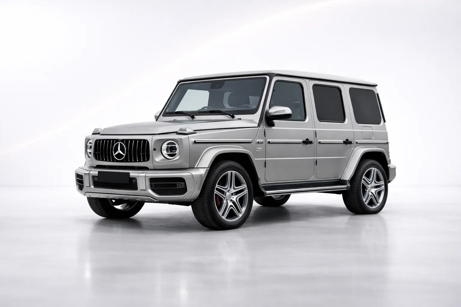 Mercedes-Benz G63 AMG gris, location à Aix-les-Bains